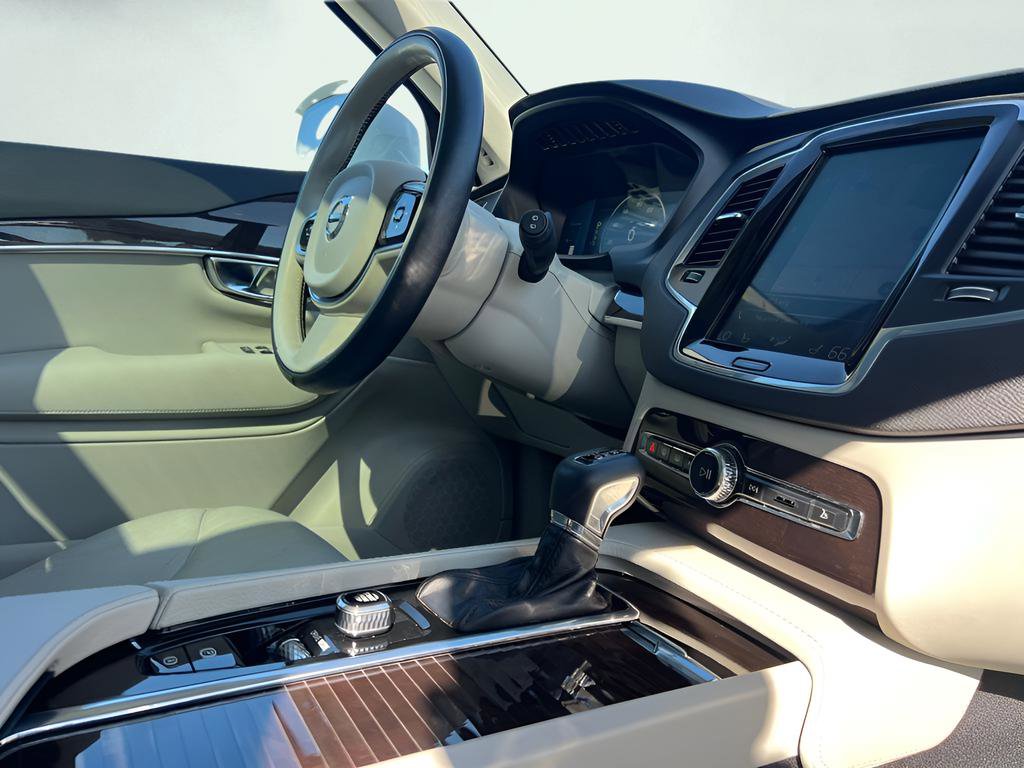 Used 2019 Volvo XC90 T5 Momentum w/ Protection Package Premier AWD/4WD image 36