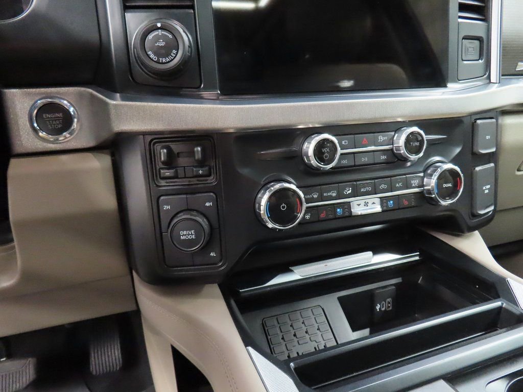 Used 2025 Ford F450 Platinum w/ Platinum Plus Package AWD/4WD image 67