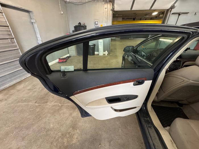 Used 2009 Saturn Aura XE FWD image 24