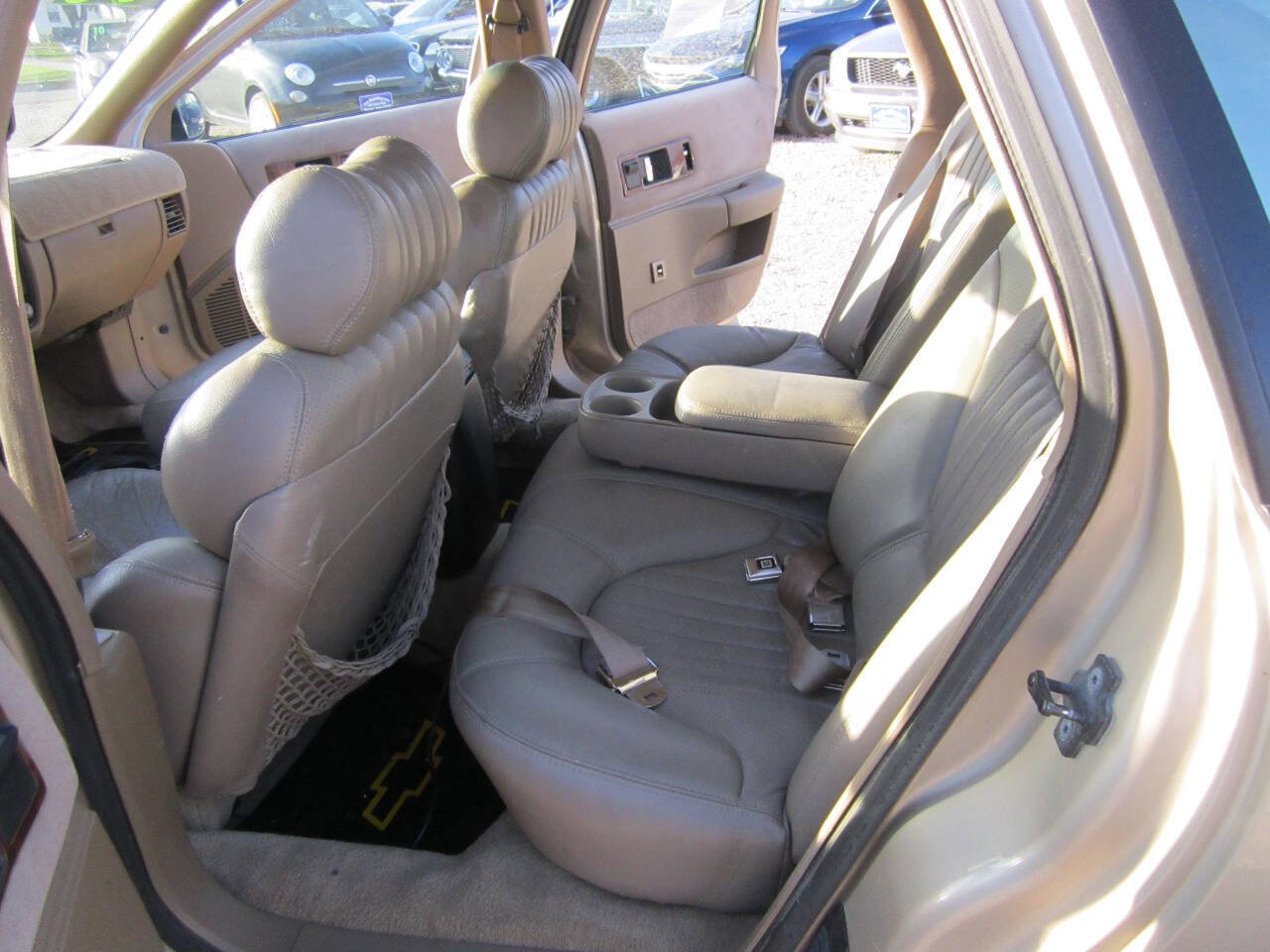 Used 1996 Chevrolet Caprice Classic image 8