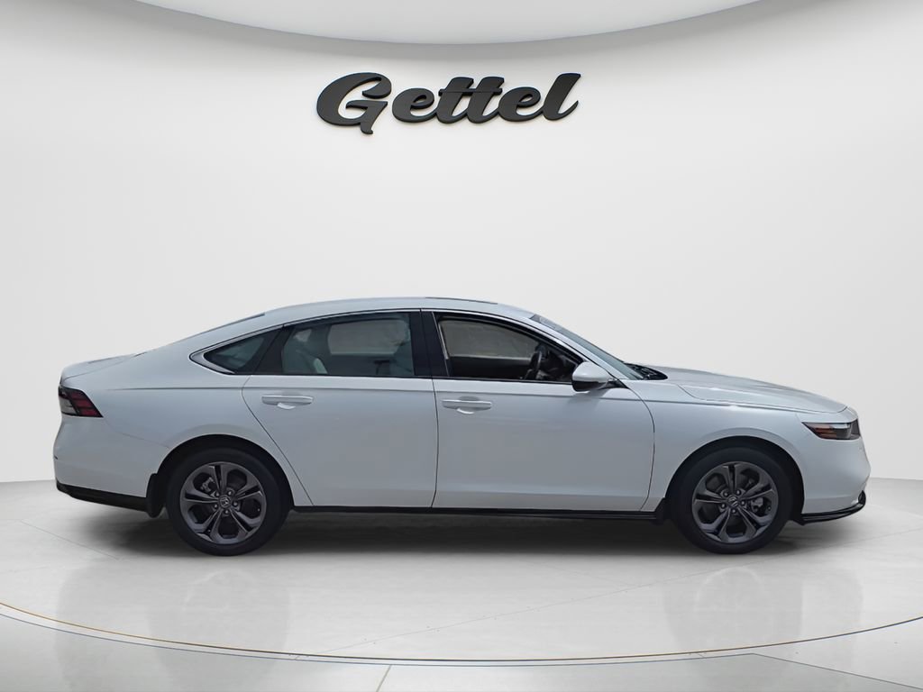 Used 2025 Honda Accord EX-L image 6