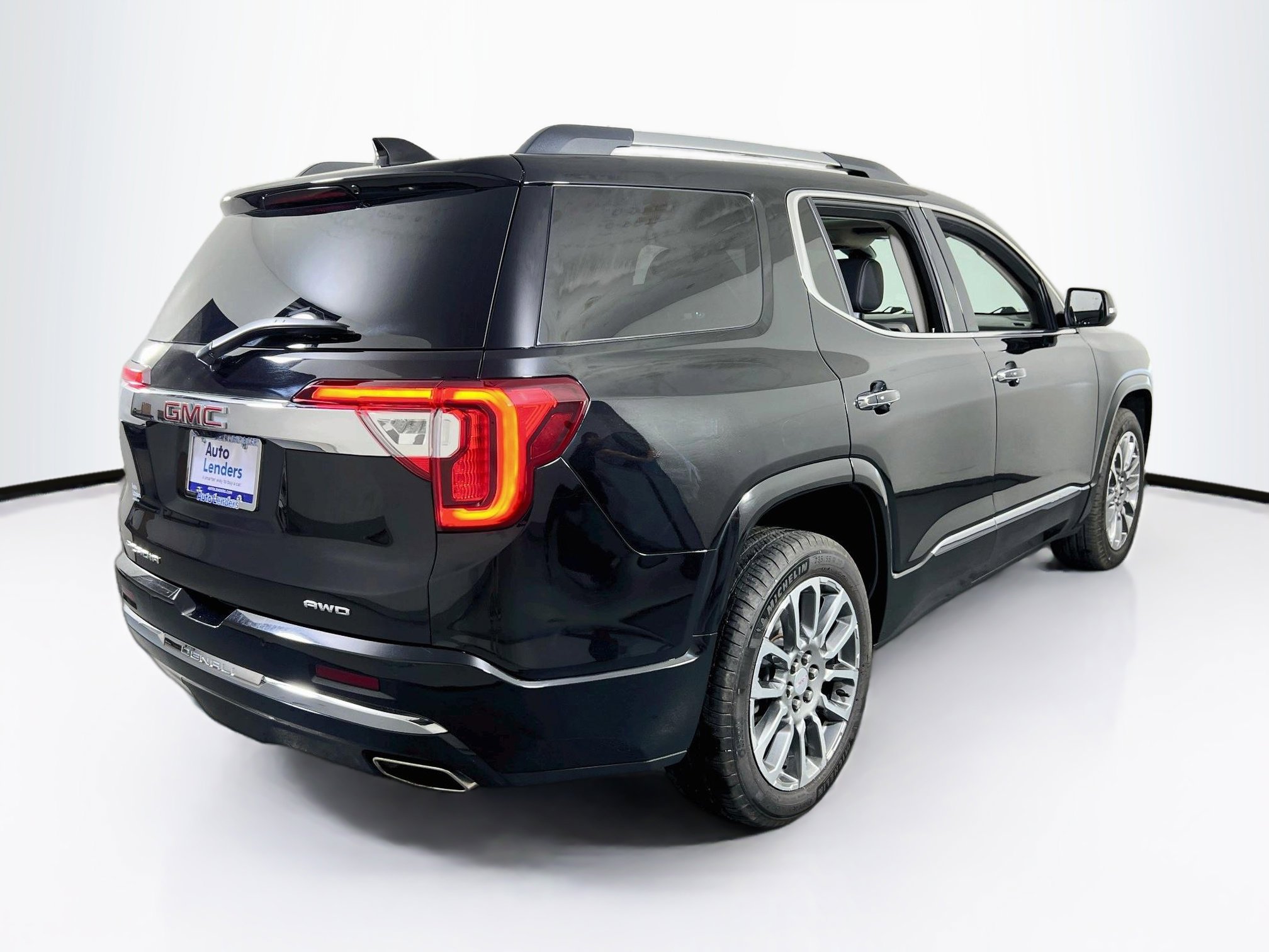 Used 2021 GMC Acadia Denali w/ Denali Ultimate Package AWD/4WD image 5