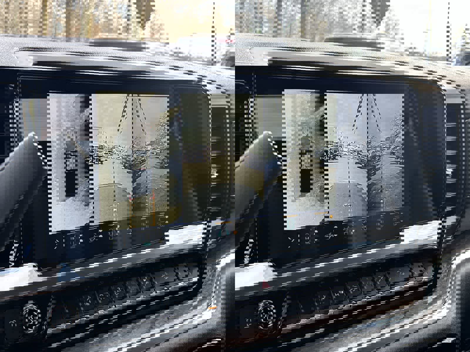 Used 2024 Chevrolet Silverado 3500 LTZ w/ LTZ Convenience Package image 28