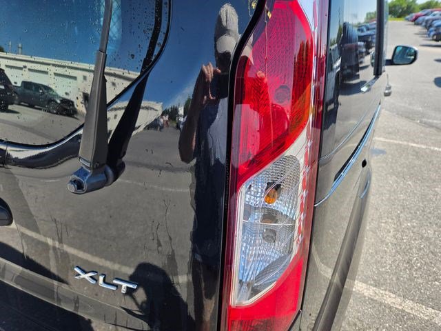 Used 2021 Ford Transit Connect XLT FWD image 12