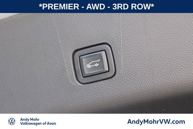Used 2023 Chevrolet Traverse Premier w/ Redline Edition AWD/4WD image 11