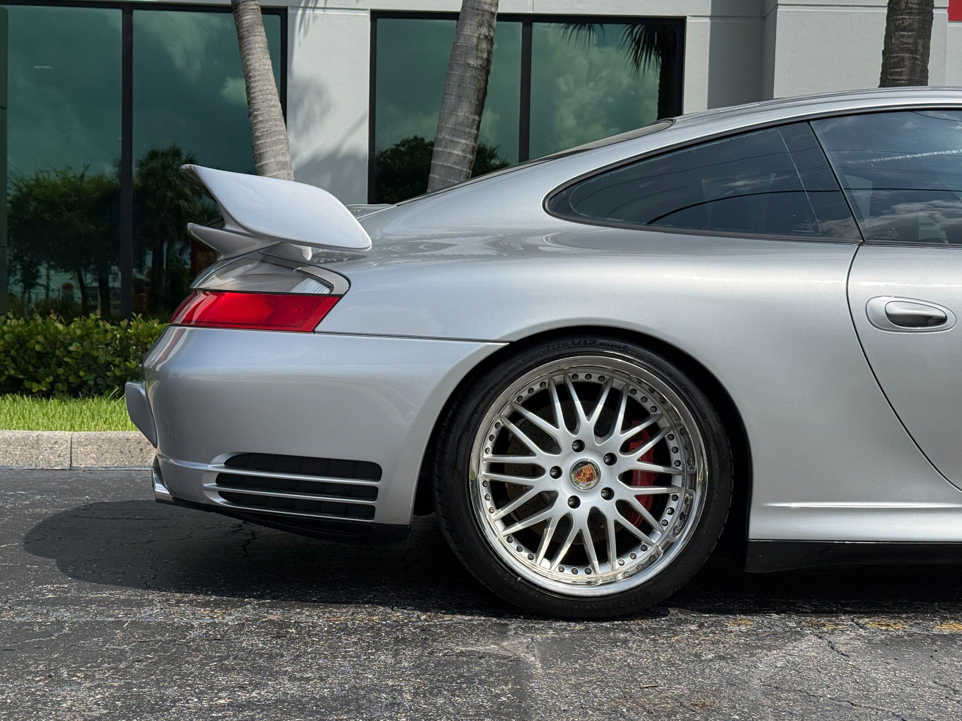 Used 2002 Porsche 911 Carrera 4S AWD/4WD image 4