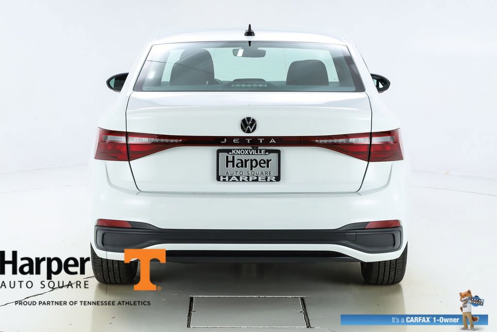 Used 2025 Volkswagen Jetta Sport image 44