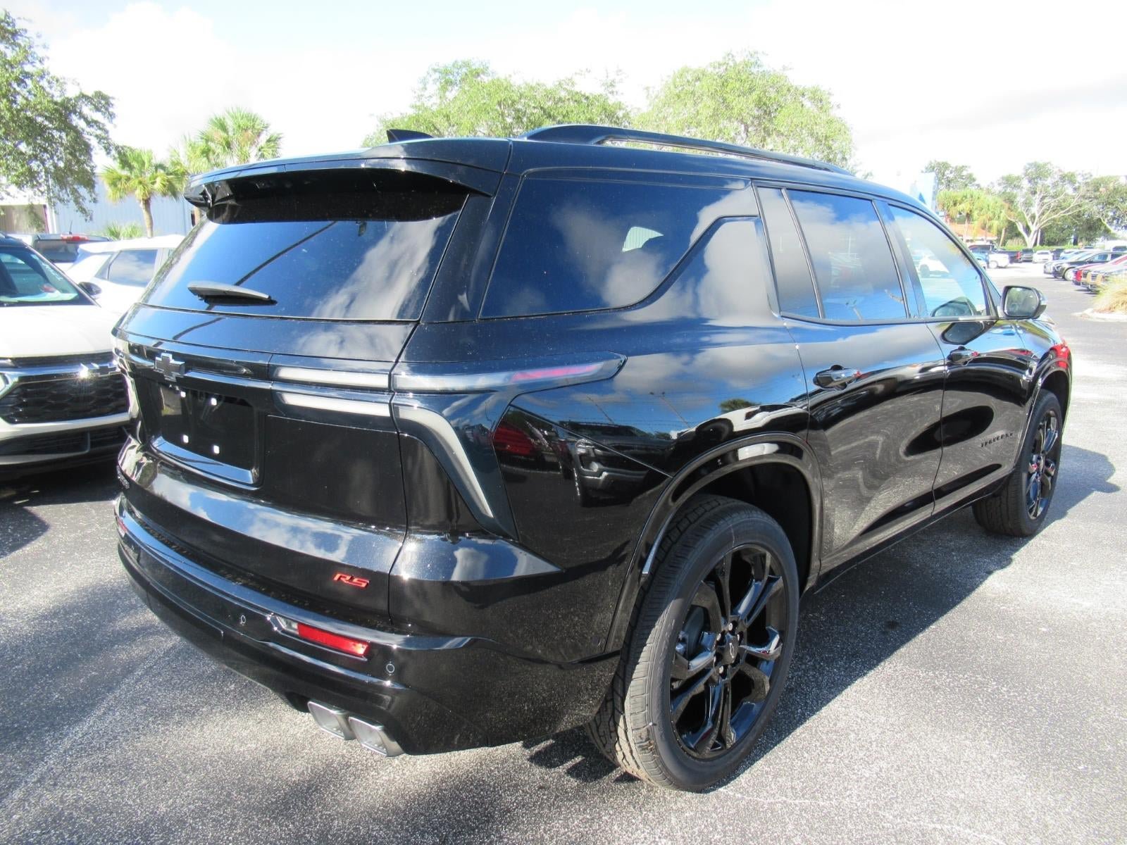 New 2027 Chevrolet Traverse RS FWD image 5