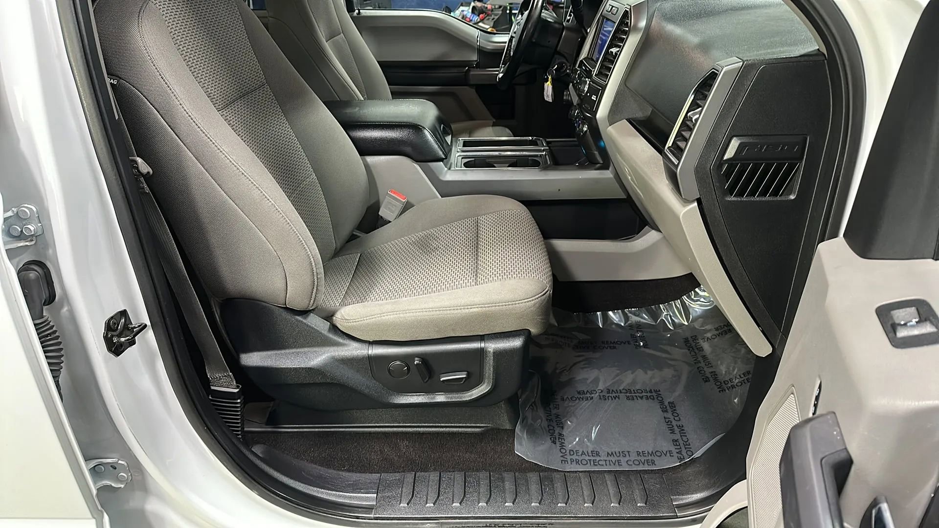 Used 2019 Ford F150 XLT w/ Equipment Group 302A Luxury image 16