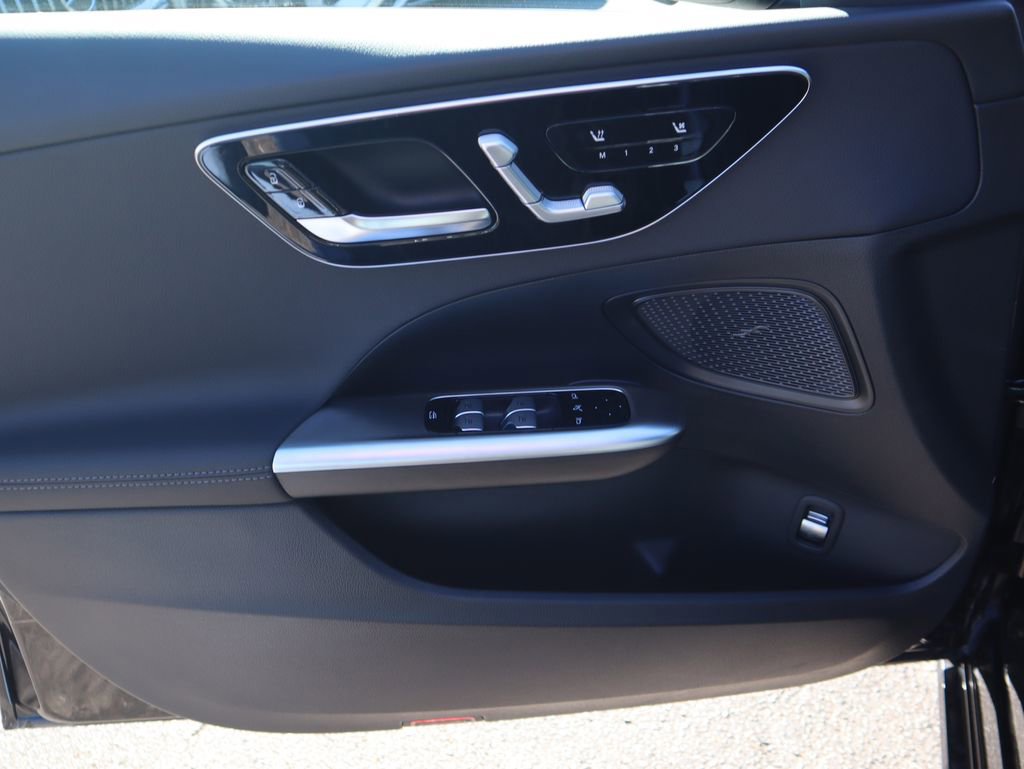 New 2026 Mercedes-Benz C 300 4MATIC Sedan image 17