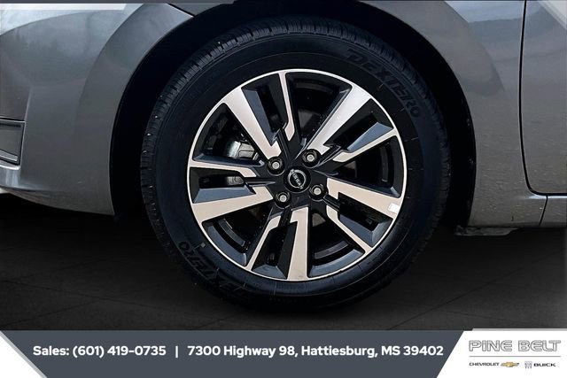 Used 2025 Nissan Versa SV image 7