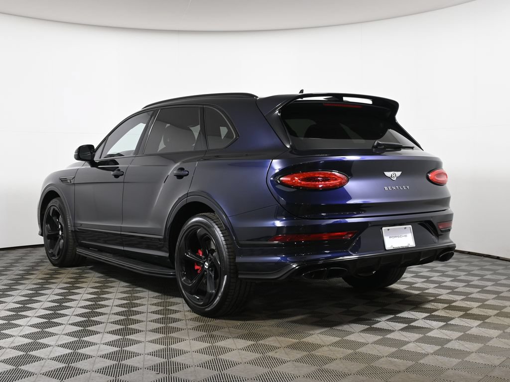 Used 2022 Bentley Bentayga AWD/4WD image 3
