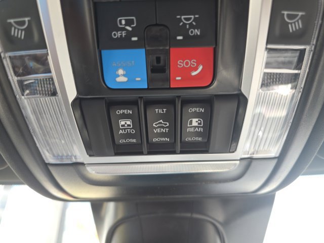 Certified 2025 RAM 2500 Laramie w/ Sport Appearance Package AWD/4WD image 28