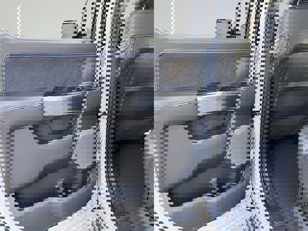 New 2025 Ford F150 Platinum w/ FX4 Off-Road Package image 25