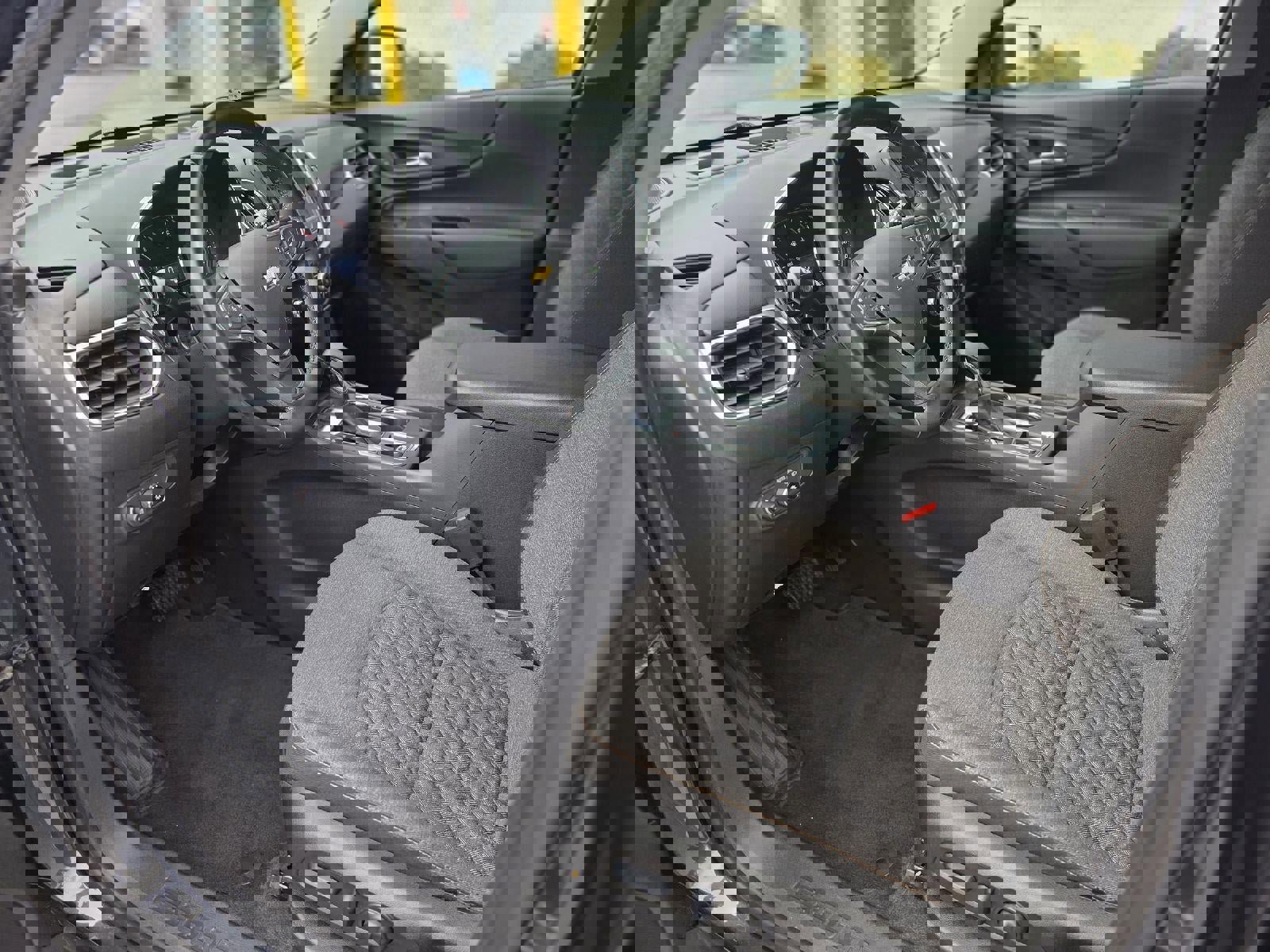 Certified 2023 Chevrolet Equinox LT w/ Driver Convenience Package image 15