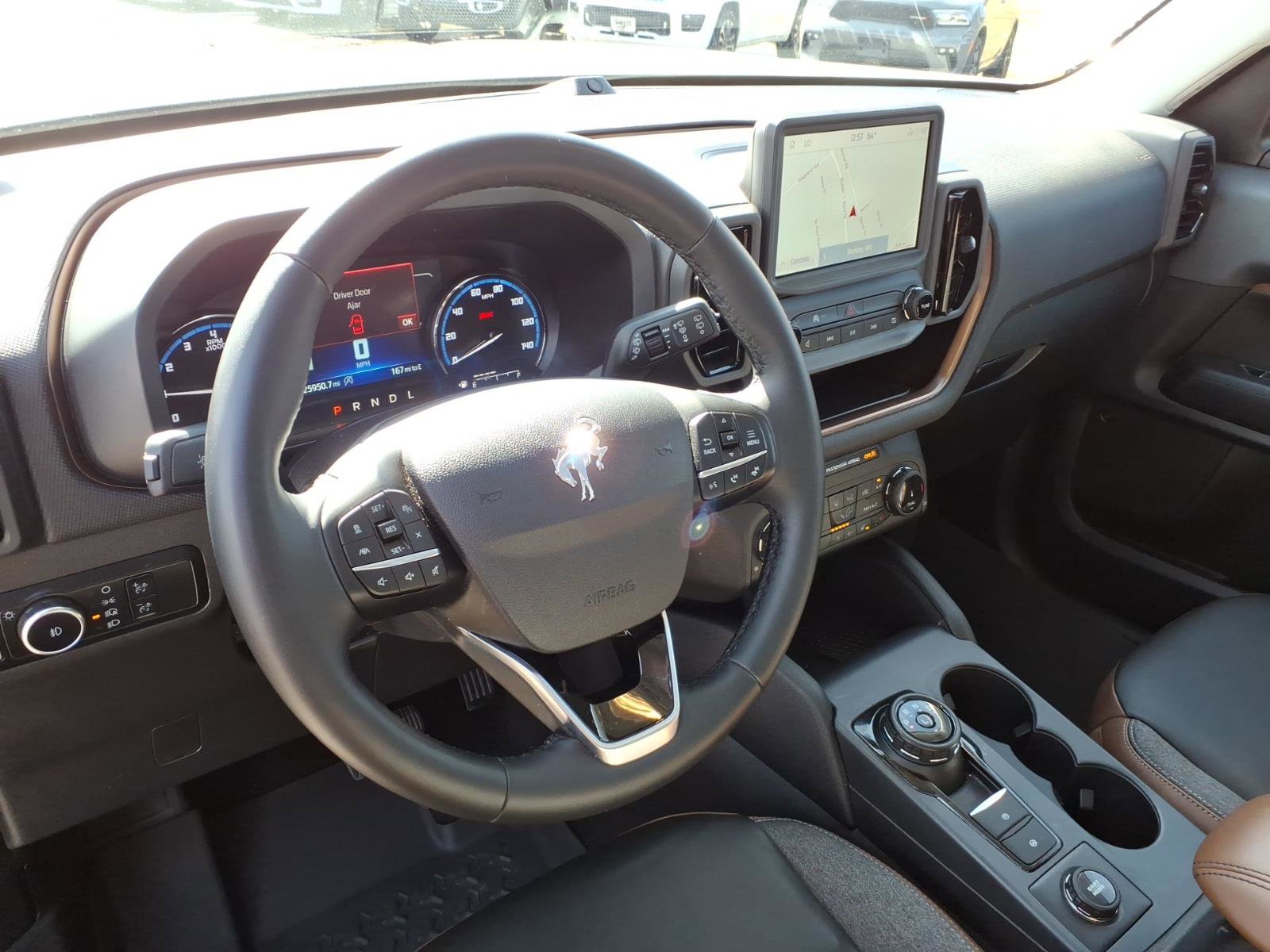 Used 2024 Ford Bronco Sport Outer Banks w/ Tech Package image 11