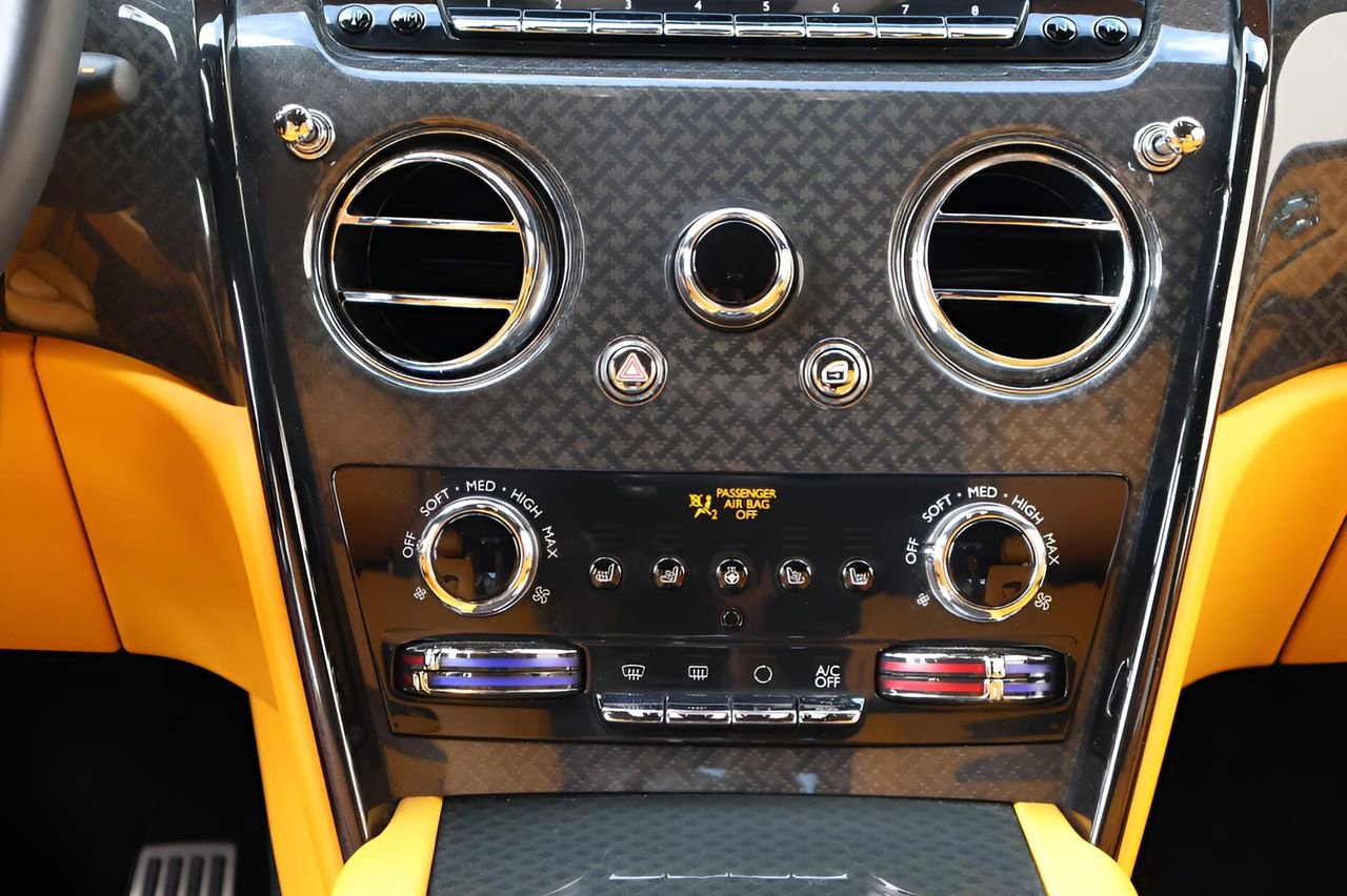 Certified 2023 Rolls-Royce Cullinan Black Badge image 20