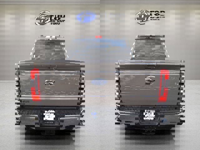 New 2026 Ford F250 Lariat w/ Chrome Package image 3