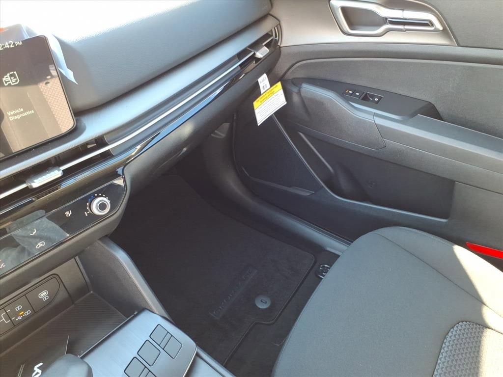 New 2026 Kia Sportage LX image 26
