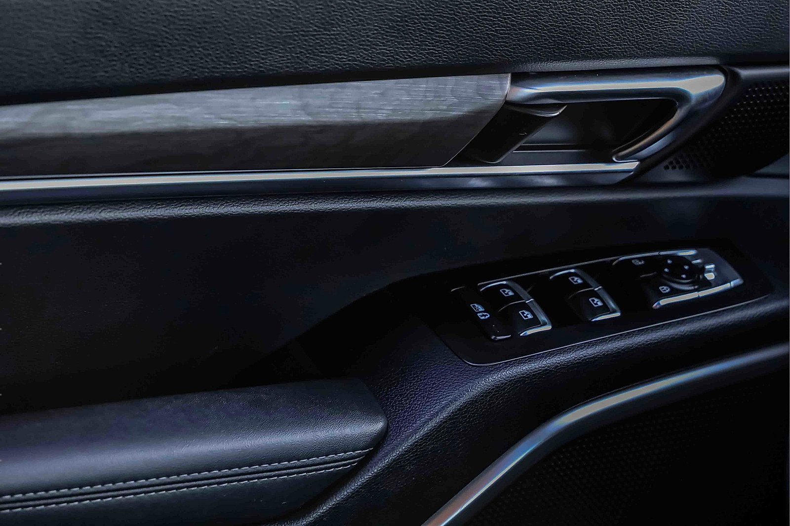 Certified 2023 Kia Telluride EX X-Line image 15