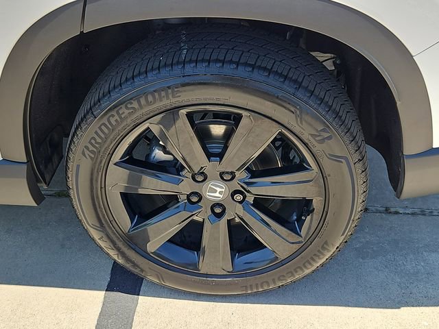 Used 2025 Honda Pilot Touring image 8