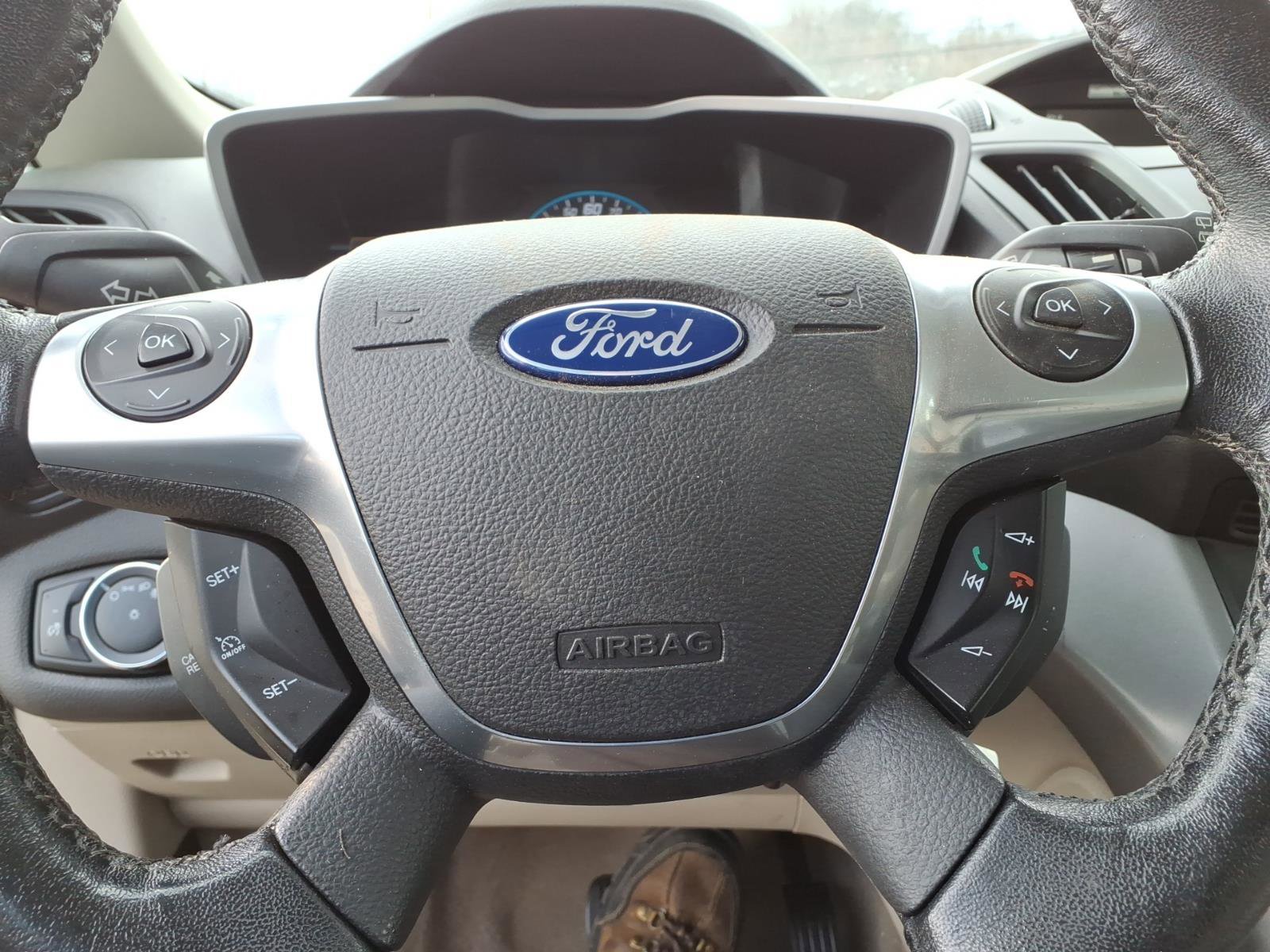 Used 2015 Ford C-MAX SE image 14