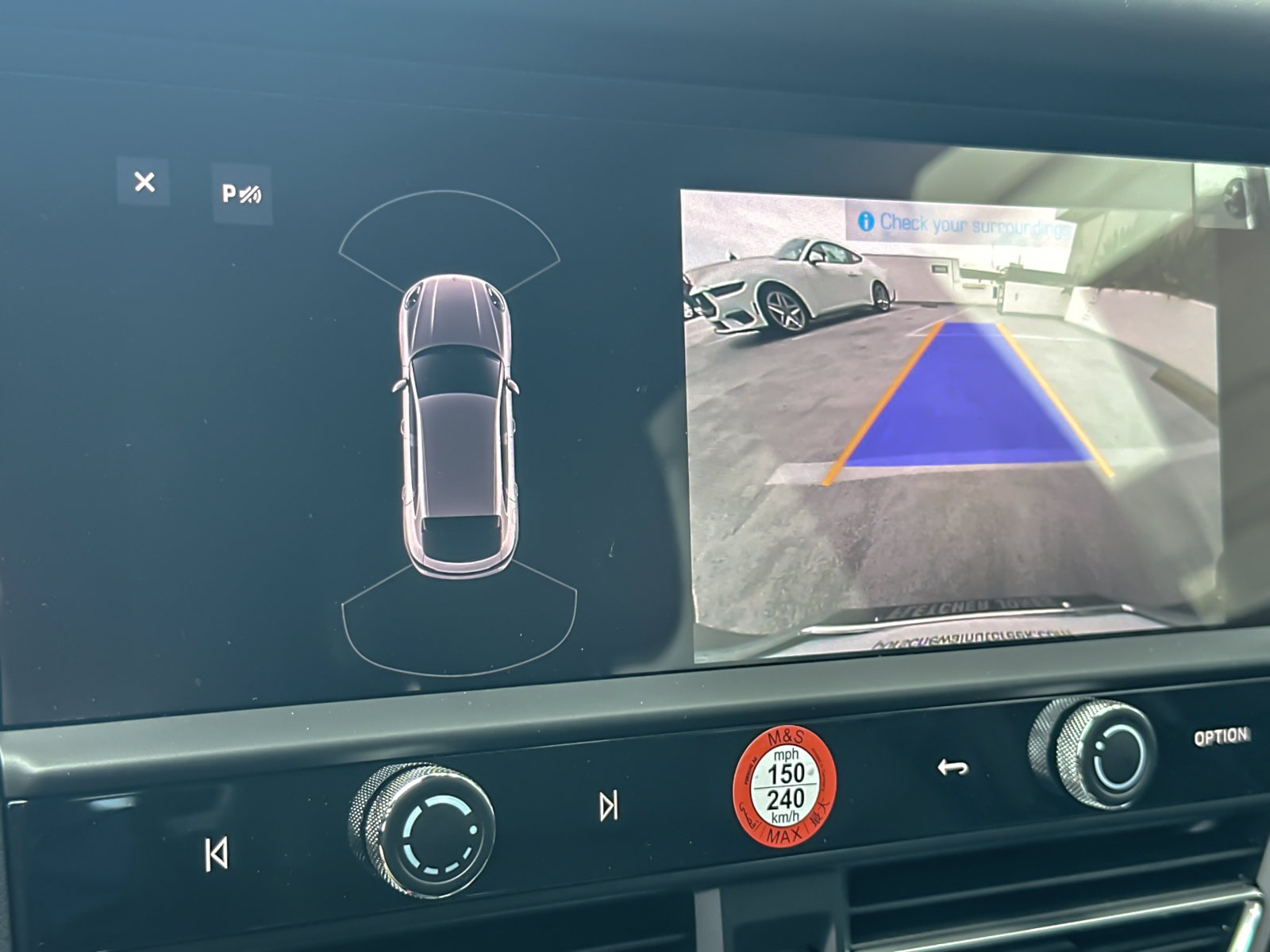 New 2026 Porsche Macan AWD/4WD image 18