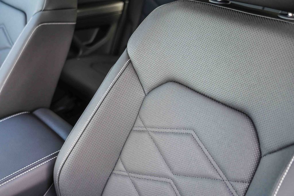 New 2026 Volkswagen Atlas SE image 31