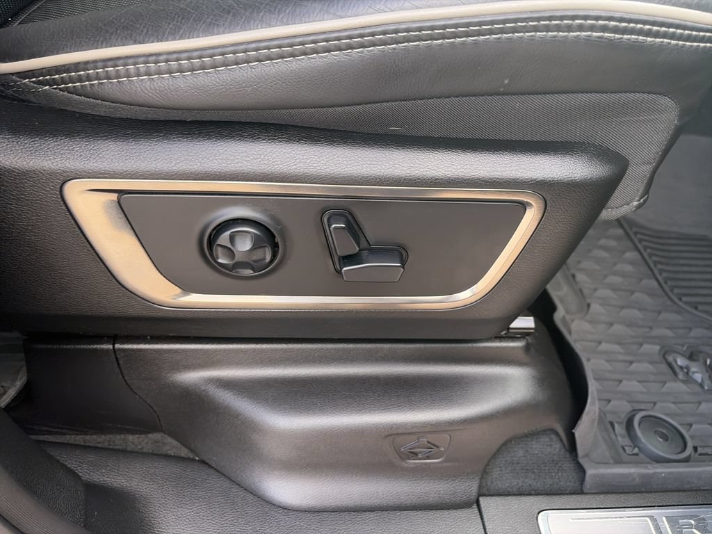 Used 2021 RAM 1500 Limited AWD/4WD image 33