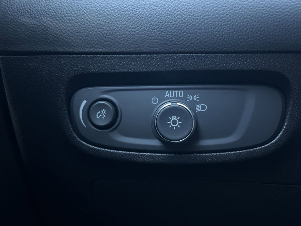 Used 2025 Buick Encore GX Preferred image 15