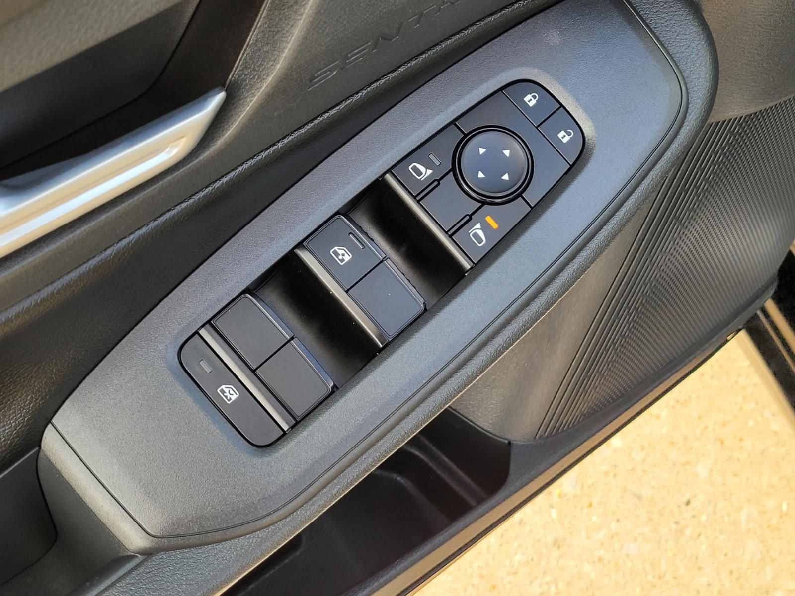 Used 2026 Nissan Sentra SV w/ Floor Mat Package FWD image 19