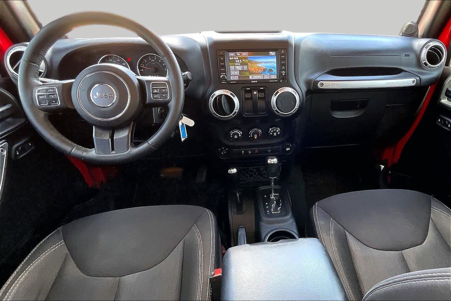 Used 2014 Jeep Wrangler Rubicon w/ Power Convenience Group AWD/4WD image 15