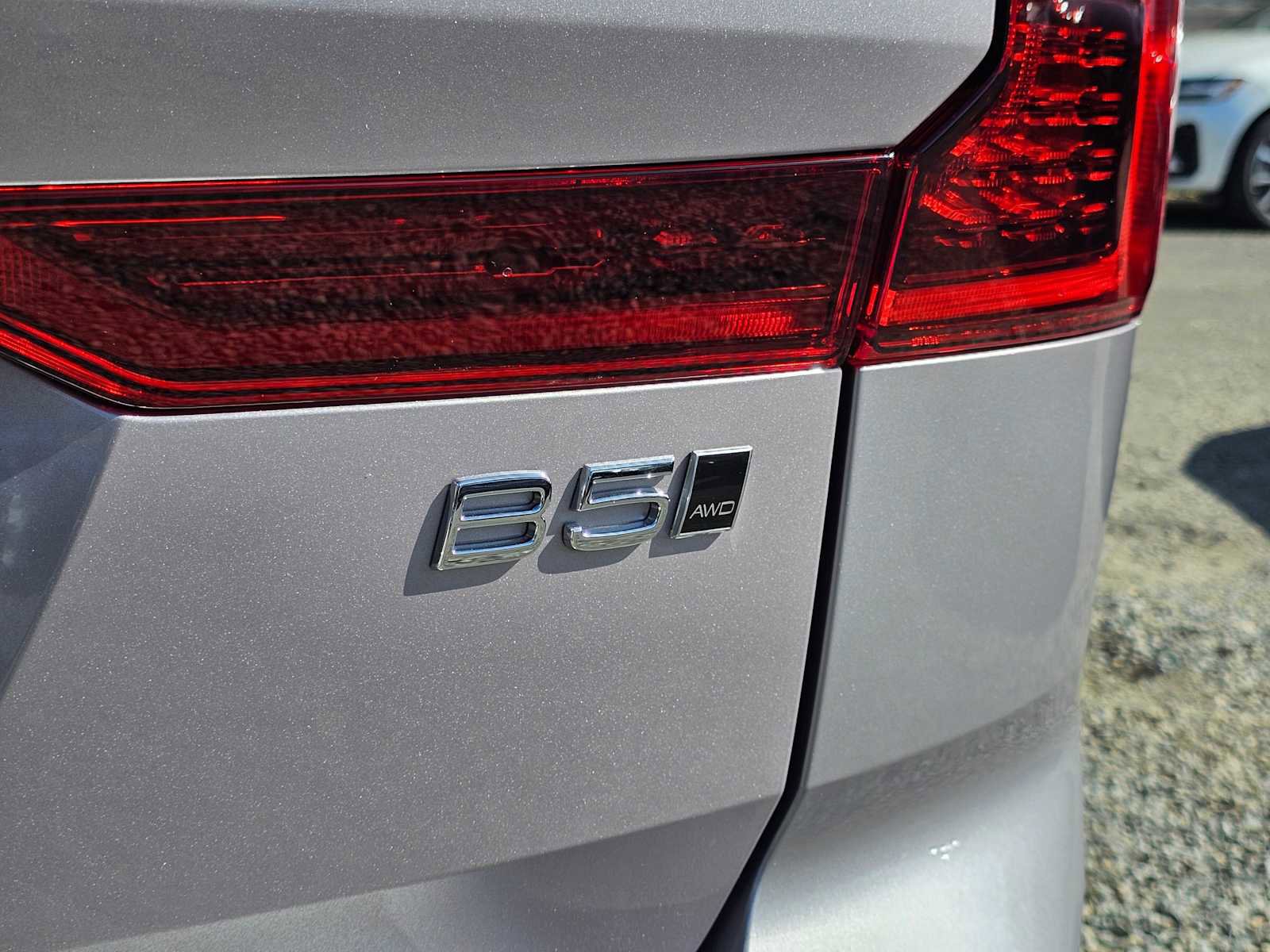 New 2026 Volvo XC60 B5 Ultra w/ Protection Package Premier image 15