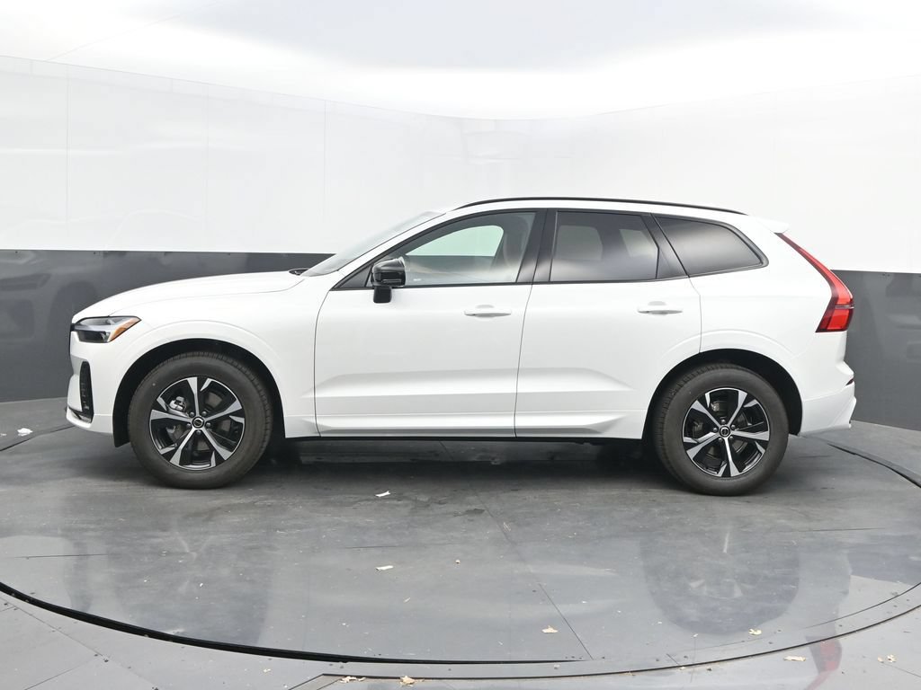 New 2026 Volvo XC60 B5 Core AWD/4WD image 2