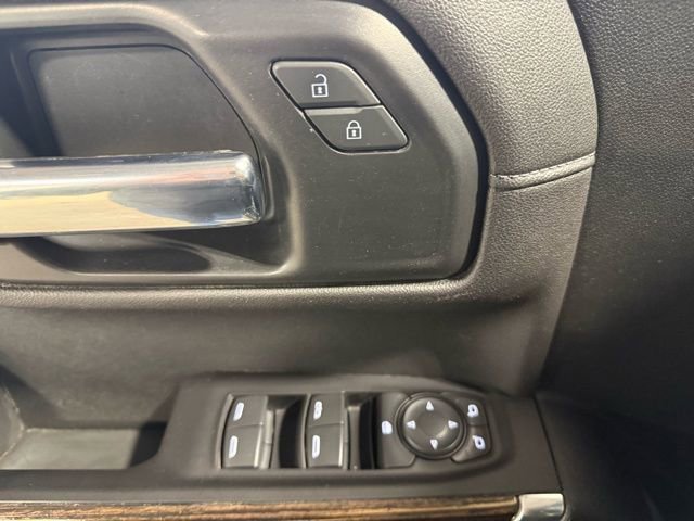 Used 2022 GMC Sierra 1500 SLE image 8