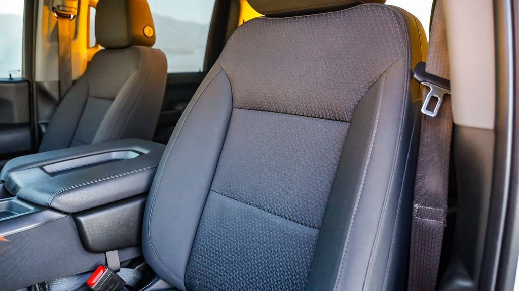 Used 2023 Chevrolet Silverado 2500 Custom w/ Custom Value Package image 25