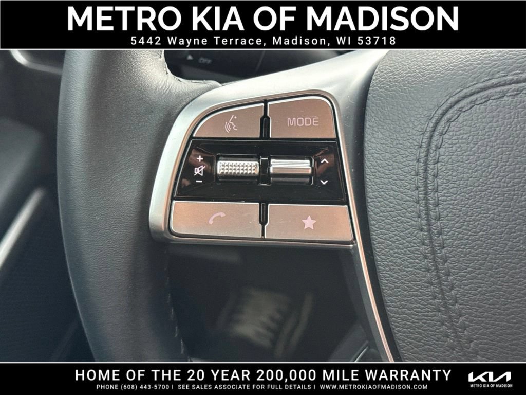 Used 2025 Kia Telluride S AWD/4WD image 18
