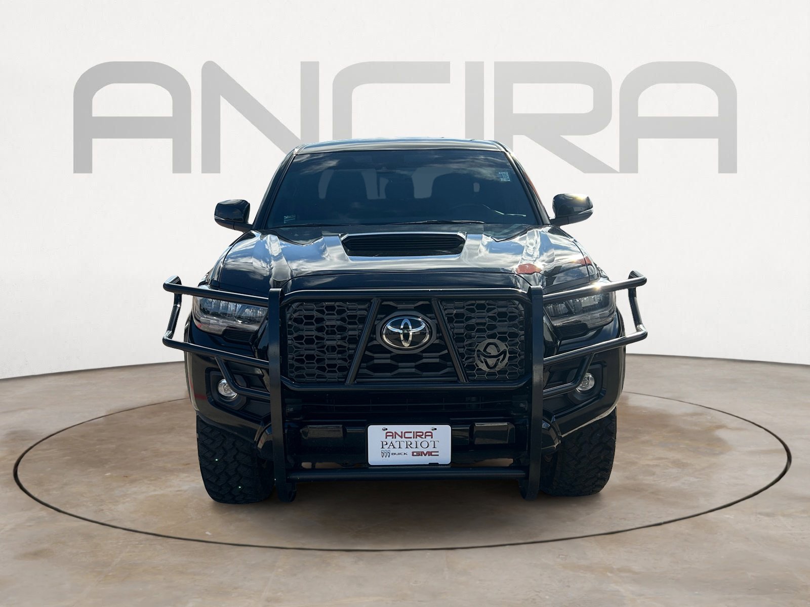 Used 2023 Toyota Tacoma TRD Sport w/ Black Out Package (TMS) image 5