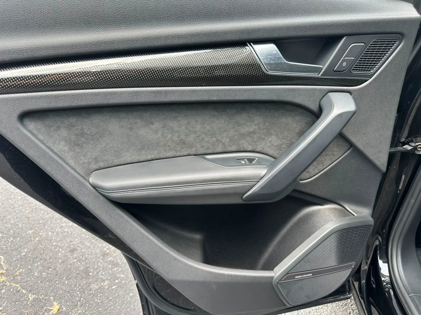 Used 2020 Audi SQ5 Prestige w/ Prestige Package image 17