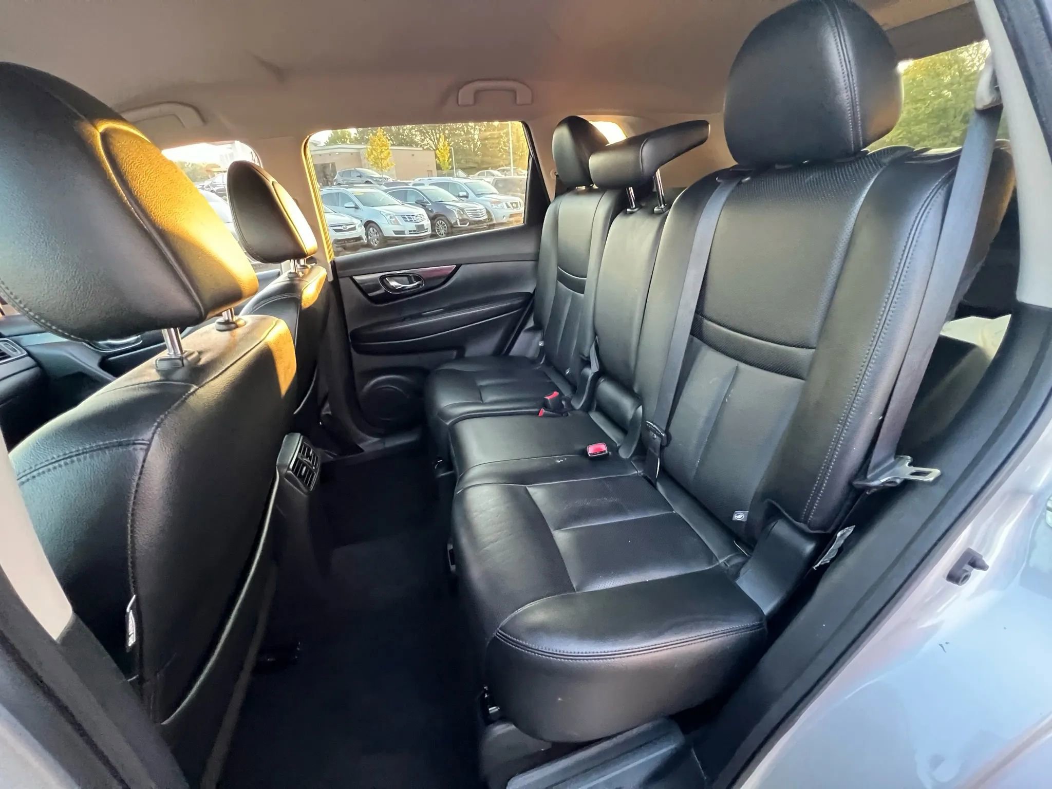 Used 2020 Nissan Rogue SL image 25