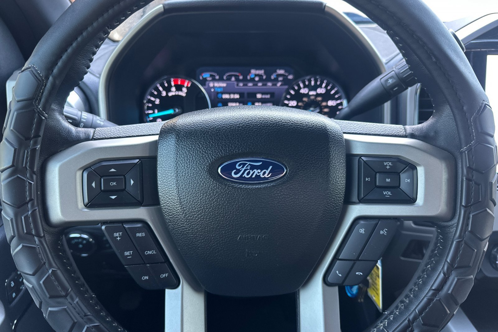 Used 2022 Ford F250 Lariat AWD/4WD image 20
