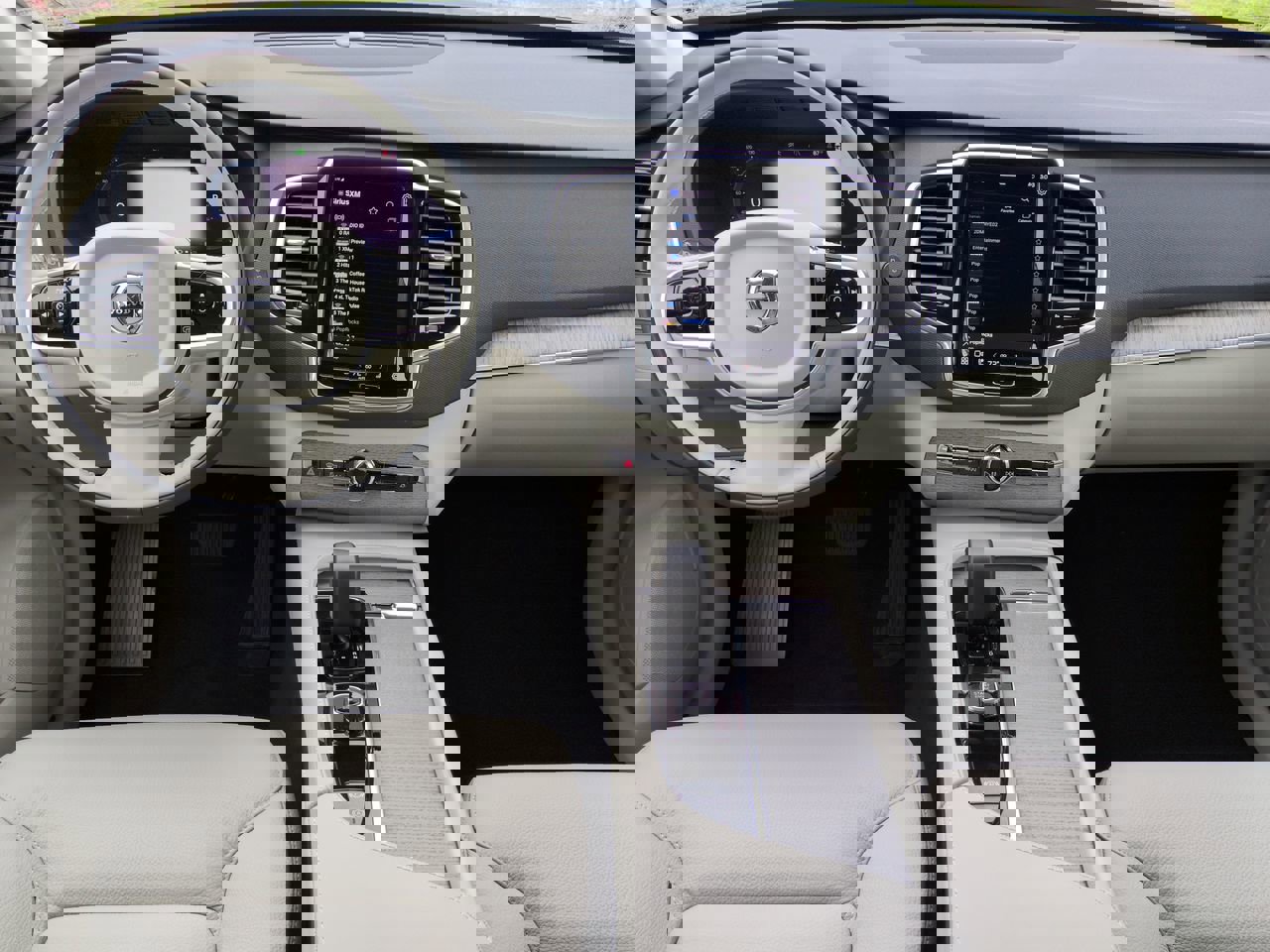 New 2025 Volvo XC90 T8 Plus w/ Protection Package Premier image 13