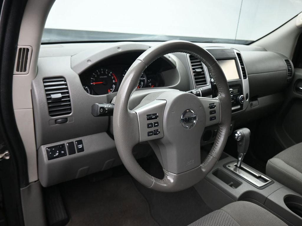 Used 2019 Nissan Frontier SV w/ Value Truck Package image 12