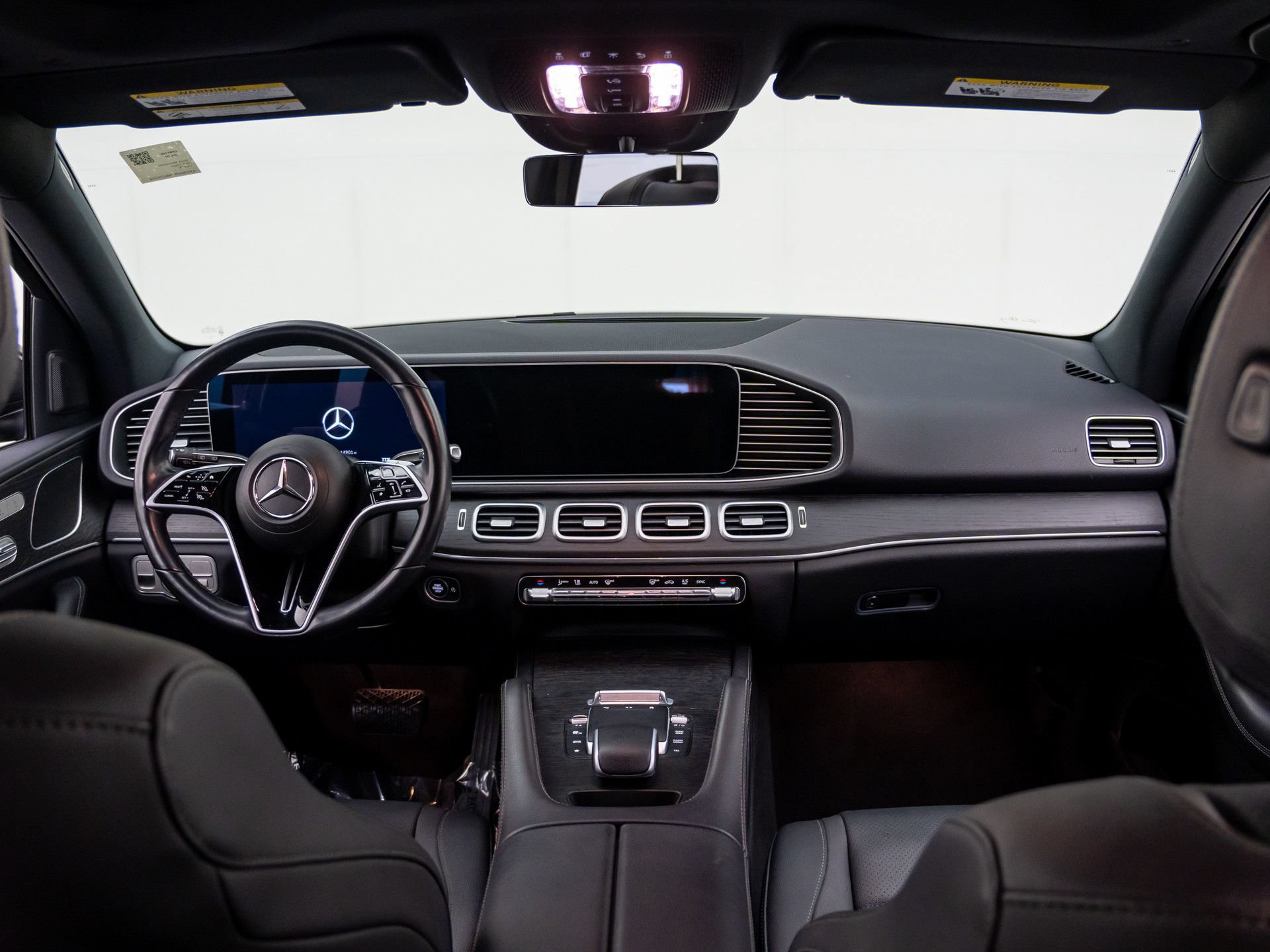 Used 2024 Mercedes-Benz GLE 350 4MATIC w/ Winter Package image 10