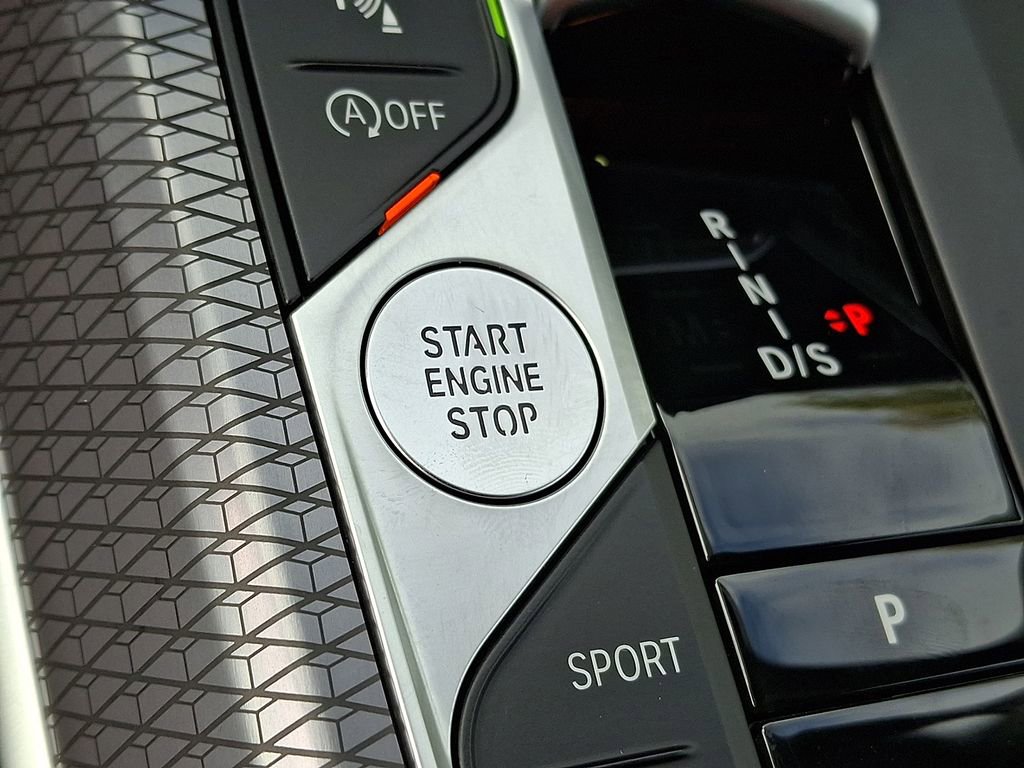 Used 2026 BMW M440i Convertible image 21