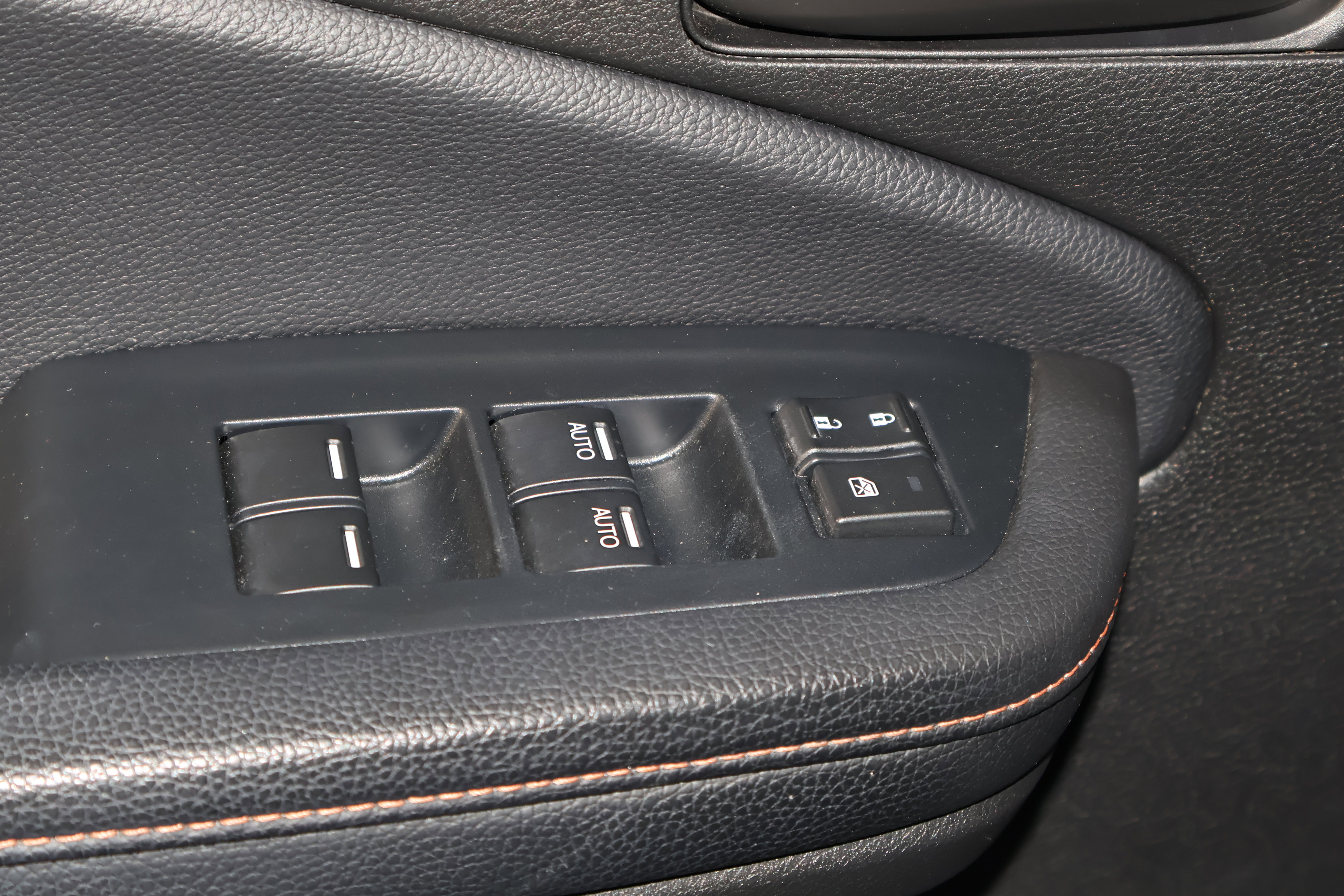 Certified 2022 Honda Passport TrailSport image 34