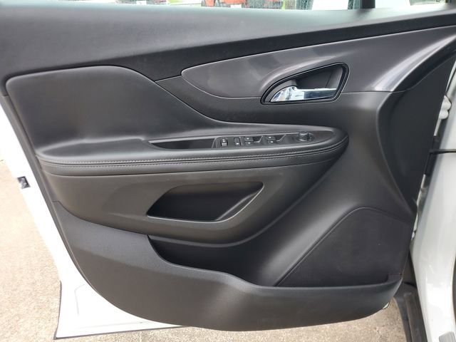 Used 2022 Buick Encore Preferred w/ Safety Package image 15