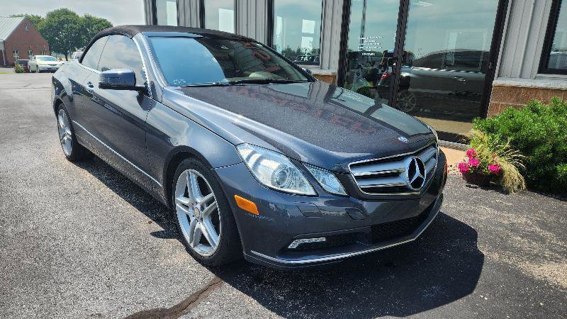 Used 2011 Mercedes-Benz E 350 Cabriolet image 3