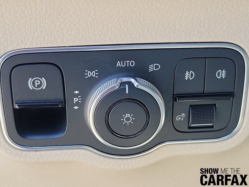 Used 2021 Mercedes-Benz GLB 250 image 18