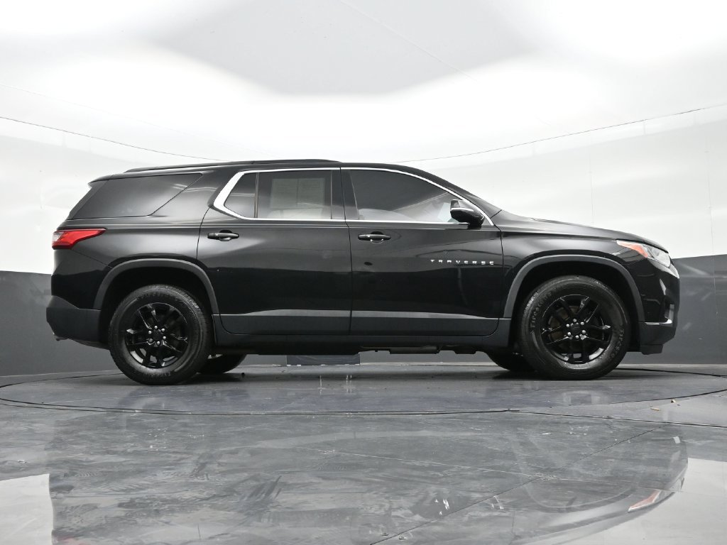 Used 2019 Chevrolet Traverse LT FWD image 30